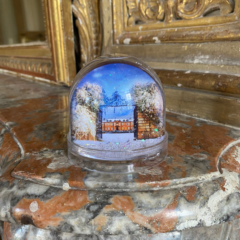 Château de Gudanes Snow Globe
