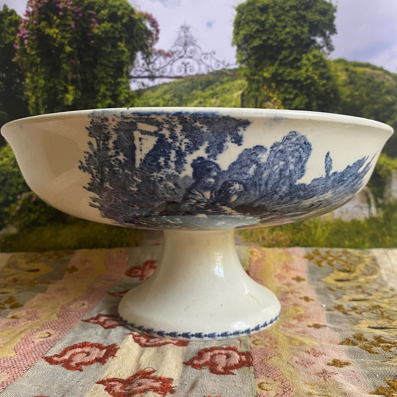 Porcelain Gâteau Stand